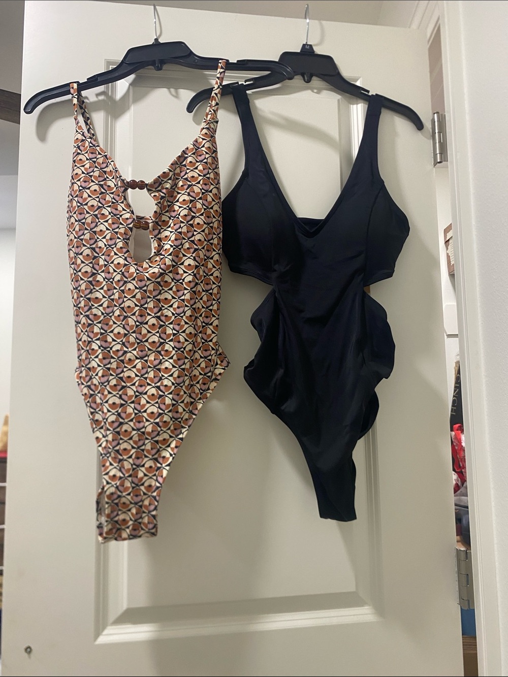 Shade & Shore Black One-Piece Swimsuit and Geometric Print One-Piece bundle